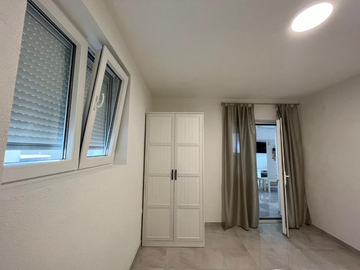 Deluxe Summer Breeze Baška Voda Zewnętrze zdjęcie